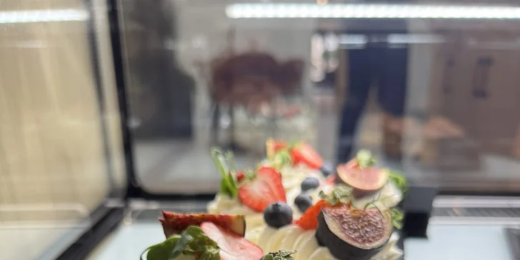 Otevřený voucher na jídlo i nápoje v nové kavárně RestArt Cafe: 500 Kč