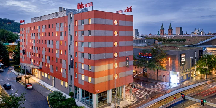 Moderní hotel v Praze na Smíchově se snídaněmi, na dosah historického centra, divadel i nákupů