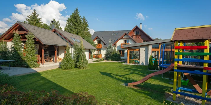 Pobyt na Liptově se snídaní, neomezeným vstupem do vyhřívaného bazénu i privátním wellness