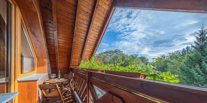 Pobyt na Liptově se snídaní, neomezeným vstupem do vyhřívaného bazénu i privátním wellness