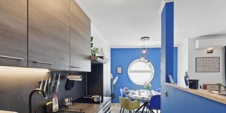 Apartmán v Chorvatsku jen 700 m od pláže, s kuchyní, klimatizací a bazénem