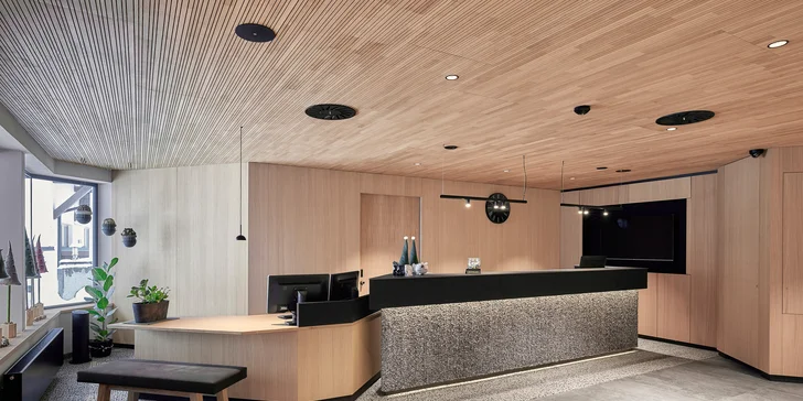 Údolí Ötztal: hotel Alpenaussicht kousek od svahu, božské výhledy, jídlo i wellness