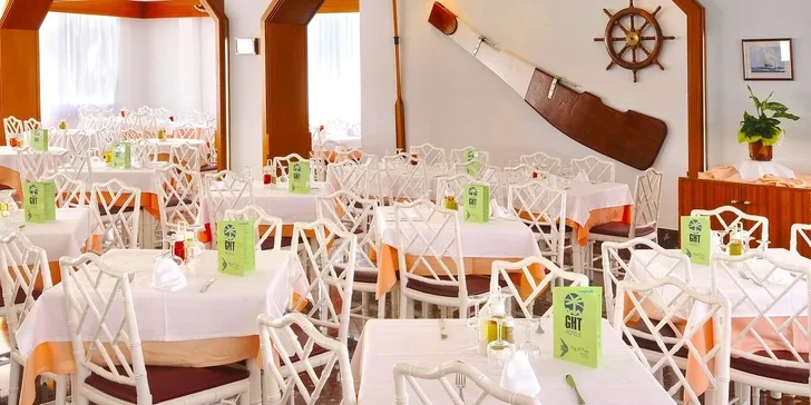 Dovolená ve Španělsku: 4* hotel s polopenzí, bazén, animace, miniklub i let