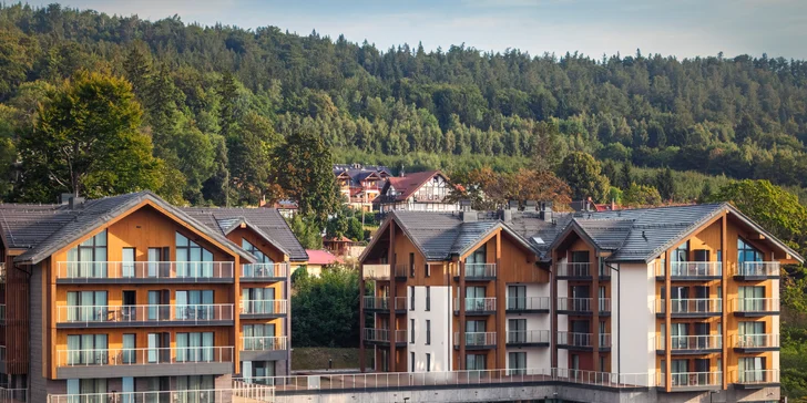 Nový moderní resort ve Sklářské Porubě: snídaně či polopenze, wellness, infinity bazén