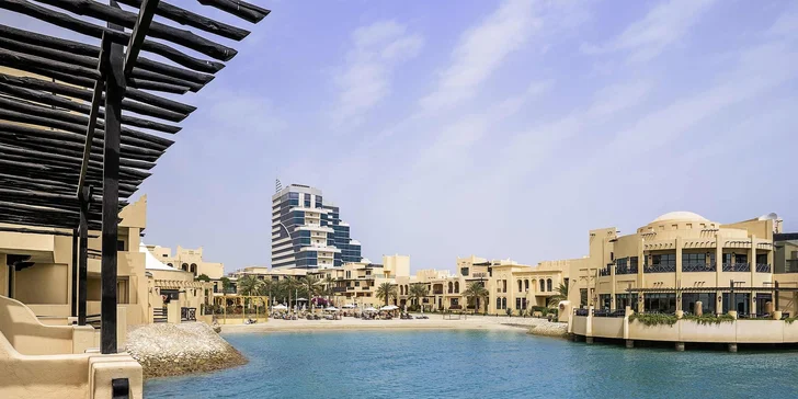Dovolená v Bahrajnu: 4* hotel Novotel Bahrain Al Dana Resort s all inclusive a písečnou pláží, vč. letenek