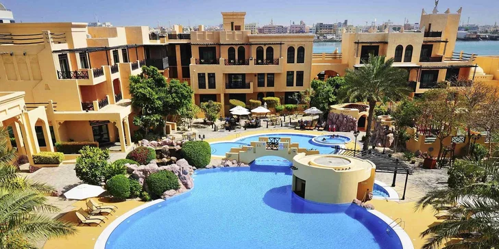 Dovolená v Bahrajnu: 4* hotel Novotel Bahrain Al Dana Resort s all inclusive a písečnou pláží, vč. letenek