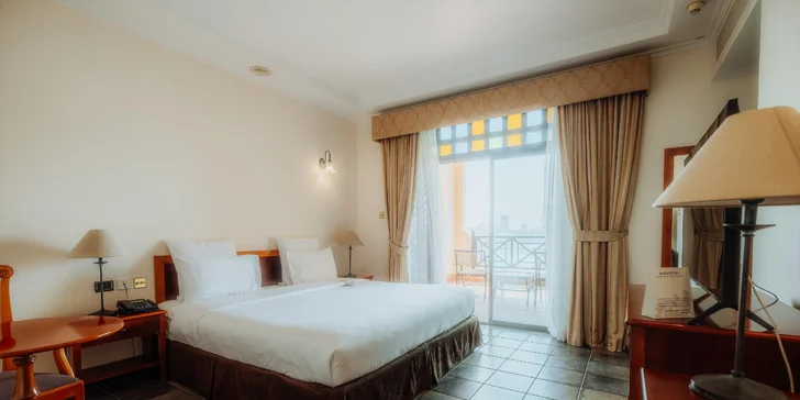 Dovolená v Bahrajnu: 4* hotel Novotel Bahrain Al Dana Resort s all inclusive a písečnou pláží, vč. letenek