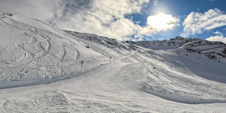 Údolí Ötztal: hotel Alpenaussicht kousek od svahu, božské výhledy, jídlo i wellness