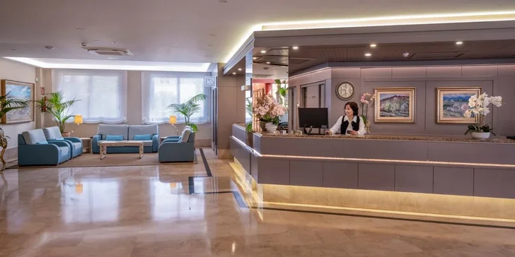 3* hotel 4R Playa Park na španělském pobřeží Costa Dorada: strava, bazény, miniklub i let