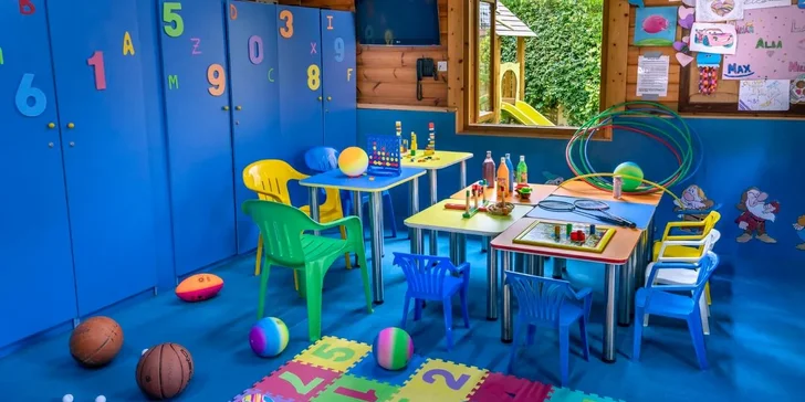 3* hotel 4R Playa Park na španělském pobřeží Costa Dorada: strava, bazény, miniklub i let