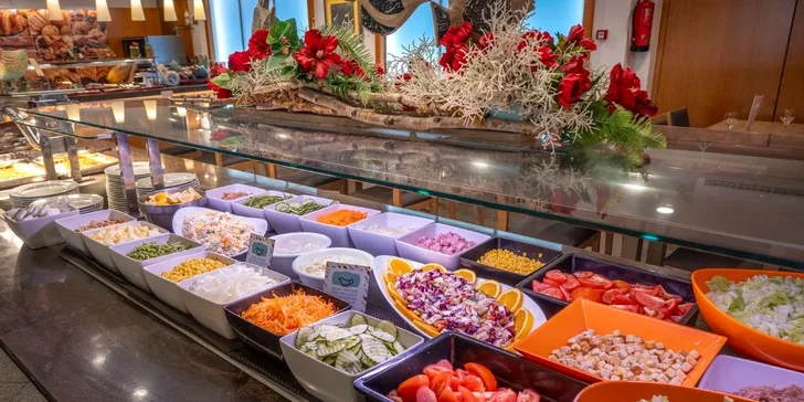 3* hotel 4R Playa Park na španělském pobřeží Costa Dorada: strava, bazény, miniklub i let