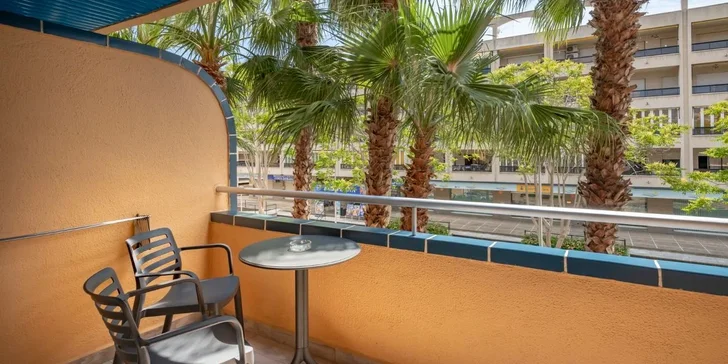 3* hotel 4R Playa Park na španělském pobřeží Costa Dorada: strava, bazény, miniklub i let