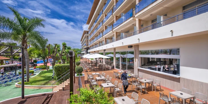 Poleťte na pobřeží Costa Dorada: 4* hotel se stravou, bazény, animační program