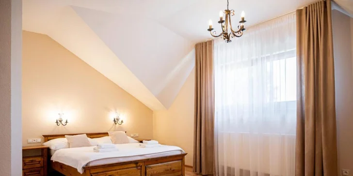 Pobyt v krásném prostředí 15 km od Bojnického zámku: polopenze, nový wellness i láhev vína