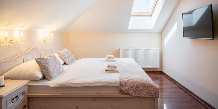 Pobyt v krásném prostředí 15 km od Bojnického zámku: polopenze, nový wellness i láhev vína