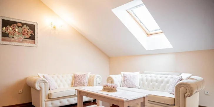 Pobyt v krásném prostředí 15 km od Bojnického zámku: polopenze, nový wellness i láhev vína