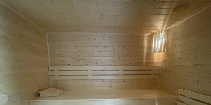 Pobyt v krásném prostředí 15 km od Bojnického zámku: polopenze, nový wellness i láhev vína