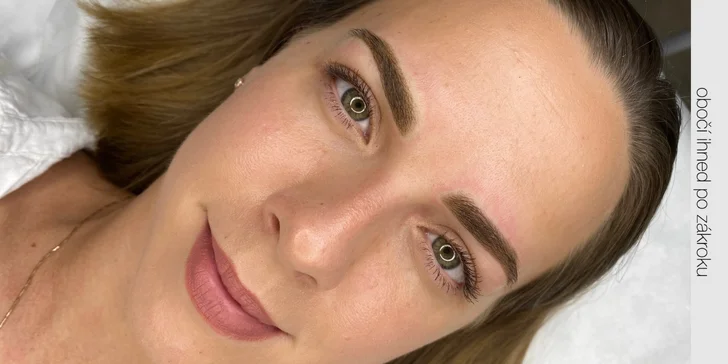 Permanentní make-up obočí pudrovou metodou nebo akvarelových rtů