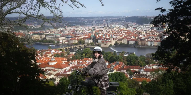 Soukromá analogová e-bike tour Prahou na 2 hodiny