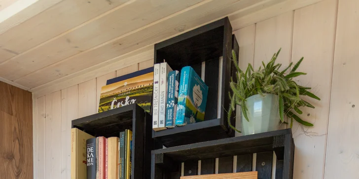 Luxusní maringotka za humny se saunou v přírodě nedaleko Bouzova a Javoříčských jeskyní