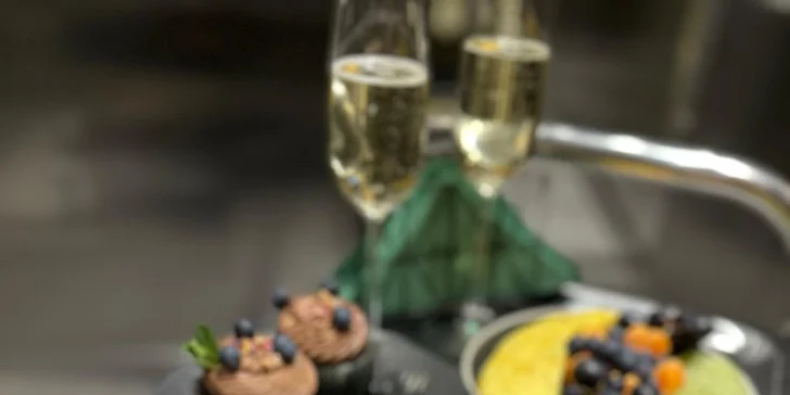 Luxusní apartmány v Mladé Boleslavi: možnost snídaně i apartmá s vlastním střešním wellness