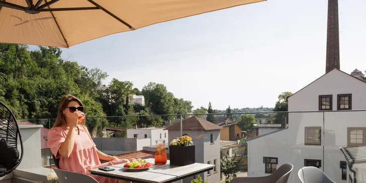 Luxusní apartmány v Mladé Boleslavi: možnost snídaně i apartmá s vlastním střešním wellness