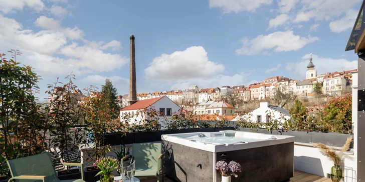 Luxusní apartmány v Mladé Boleslavi: možnost snídaně i apartmá s vlastním střešním wellness
