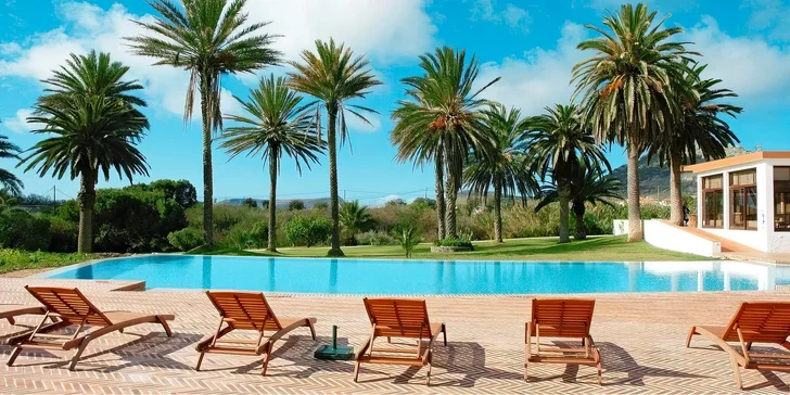 Ostrov Porto Santo letecky: hotel Porto Santo & SPA**** u pláže s bazénem, snídaně či polopenze