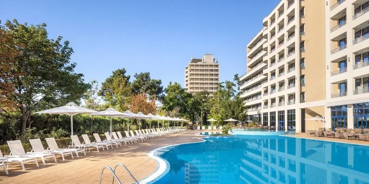 Dovolená v Bulharsku: 4* hotel přímo u pláže, all inclusive soft, bazén, letenky
