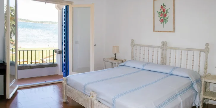 Letecky na Sardinii: 3* hotel San Paolo přímo u pláže i light all inclusive