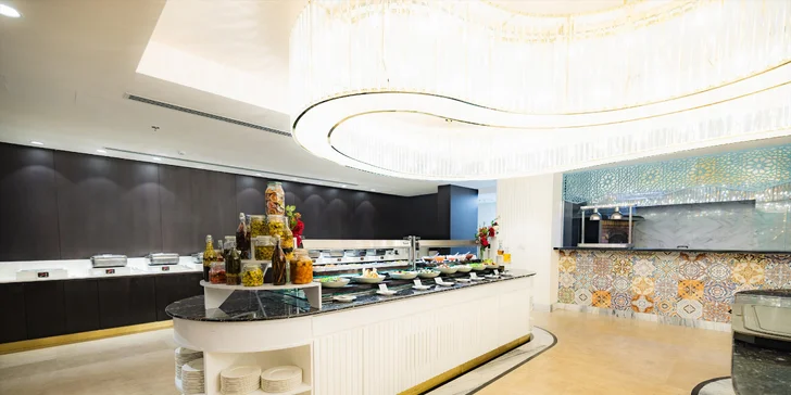 Bahrajn s all inclusive: Solymar Hotel***** se střešním bazénem a wellness, přímý let z Prahy