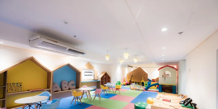 Bahrajn s all inclusive: Solymar Hotel***** se střešním bazénem a wellness, přímý let z Prahy