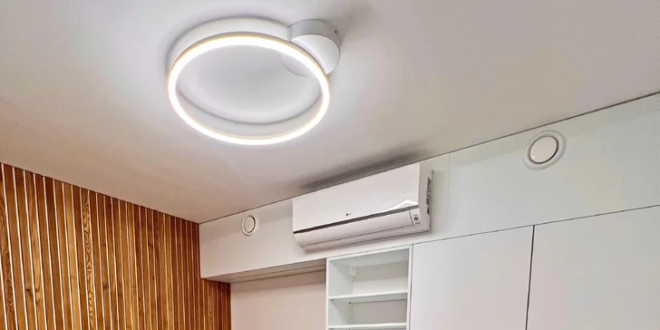 Hladká pokožka bez chloupků: depilace cukrovou pastou, ruce i nohy, podpaží, obličej