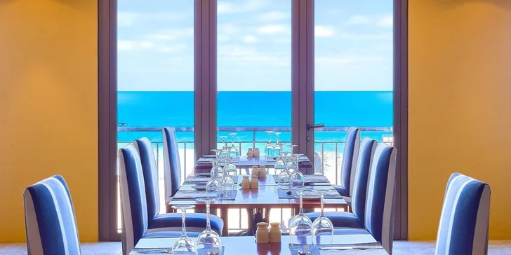 Portugalsko: 3* hotel Torre Praia přímo u moře, bazén, strava a letenky