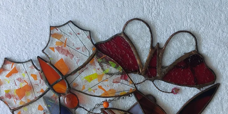 Kurz vitráže nebo mozaiky: 3 hodiny tvoření andělů, motýlů či osobní mandaly