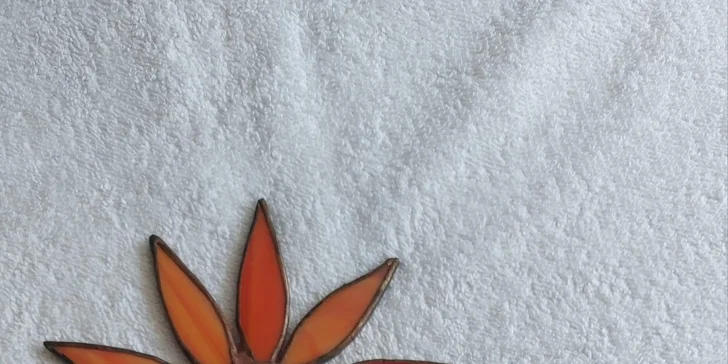 Kurz vitráže nebo mozaiky: 3 hodiny tvoření andělů, motýlů či osobní mandaly