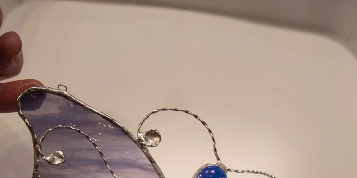 Kurz vitráže nebo mozaiky: 3 hodiny tvoření andělů, motýlů či osobní mandaly