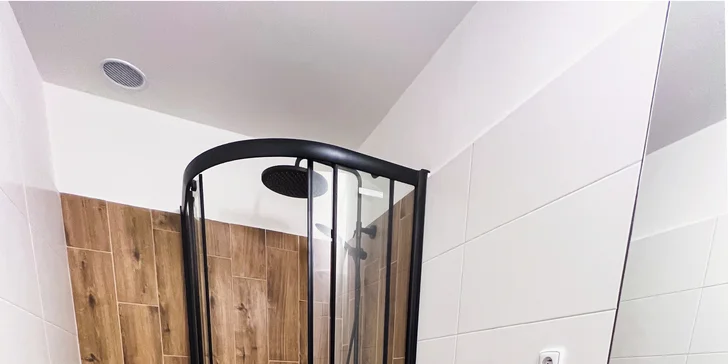 Nově zrekonstruovaný hotel na hranici Šumavy: pokoj či apartmán