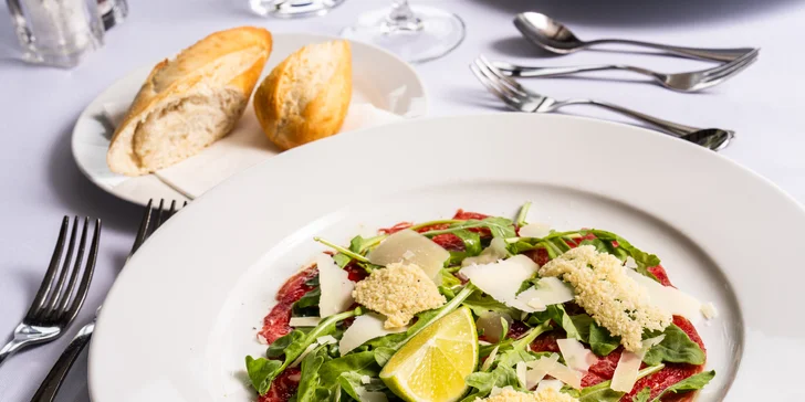 Tříchodové menu pro 1 nebo 2 osoby v resortu Kaskáda, varianta se 120 min ve wellness