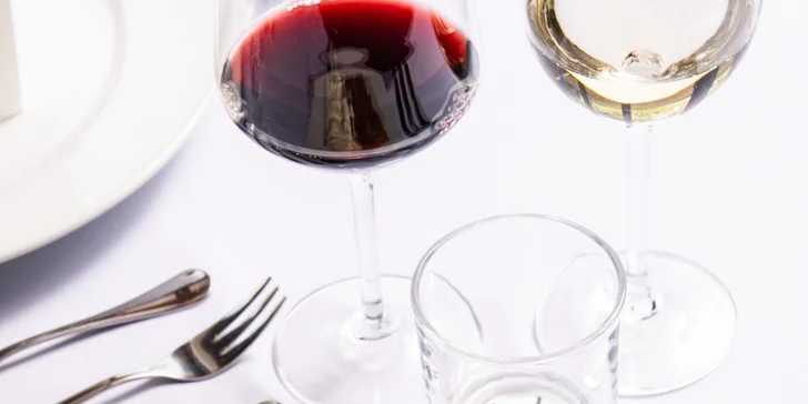 Tříchodové menu pro 1 nebo 2 osoby v resortu Kaskáda, varianta se 120 min ve wellness