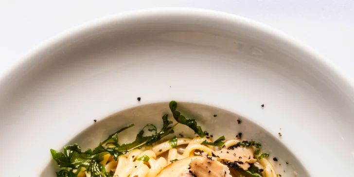 Tříchodové menu pro 1 nebo 2 osoby v resortu Kaskáda, varianta se 120 min ve wellness