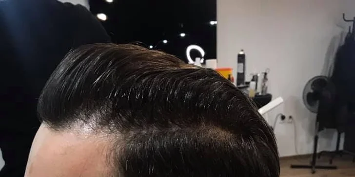 Pánský střih i úprava vousů nebo full servis i s masáží