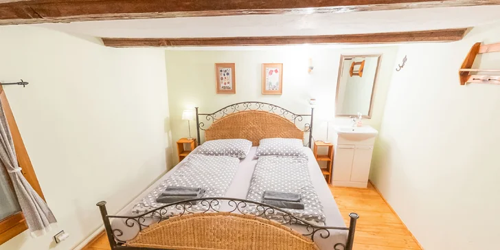 Útulné apartmány, pokoje či domek v Kryštofově Údolí: možnost snídaně i polopenze