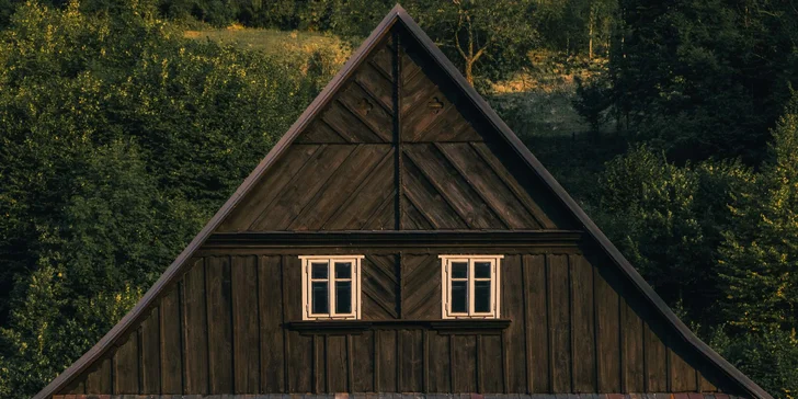 Útulné apartmány, pokoje či domek v Kryštofově Údolí: možnost snídaně i polopenze