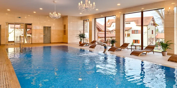 Pobyt v krásném prostředí 15 km od Bojnického zámku: polopenze, nový wellness i láhev vína