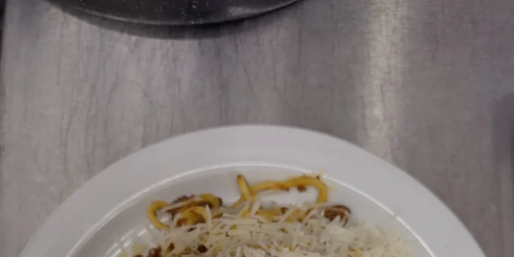 3chodové denní menu pro 1-2 osoby: polévka, hlavní jídlo, zákusek i nápoj