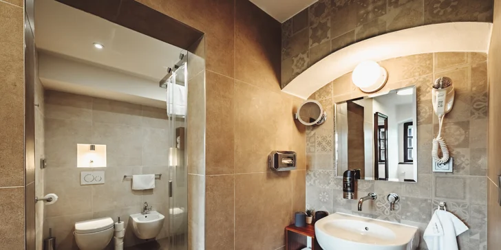 Krásné apartmány jen 800 m od zámku v Hluboké se snídaní i wellness