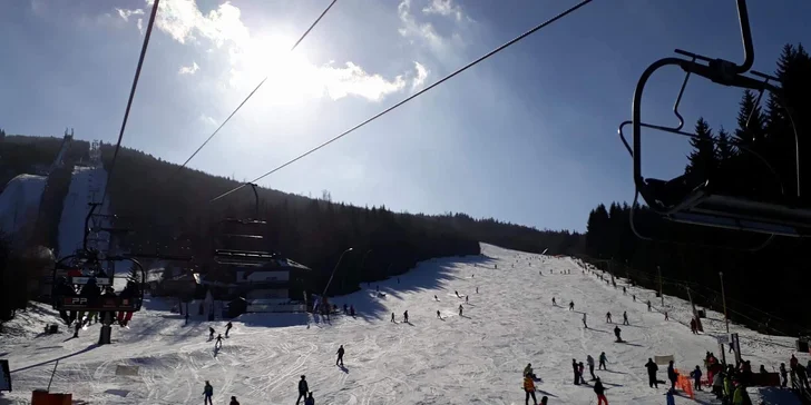 Za turistikou do Krkonoš: horská chata na okraji Harrachova, polopenze