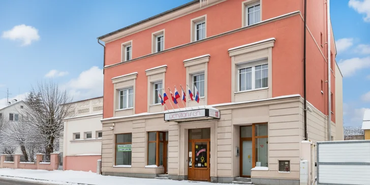 Pobyt v Karlových Varech: penzion na okraji města, 3 km od Vřídla a kolonády