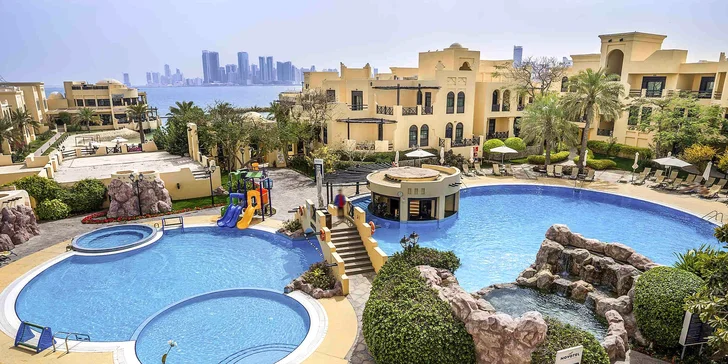 Dovolená v Bahrajnu: 4* hotel Novotel Bahrain Al Dana Resort s all inclusive a písečnou pláží, vč. letenek